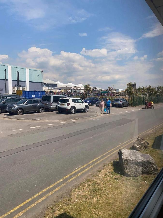 Trecco Bay Acorns 22 Hotel Porthcawl Exterior photo