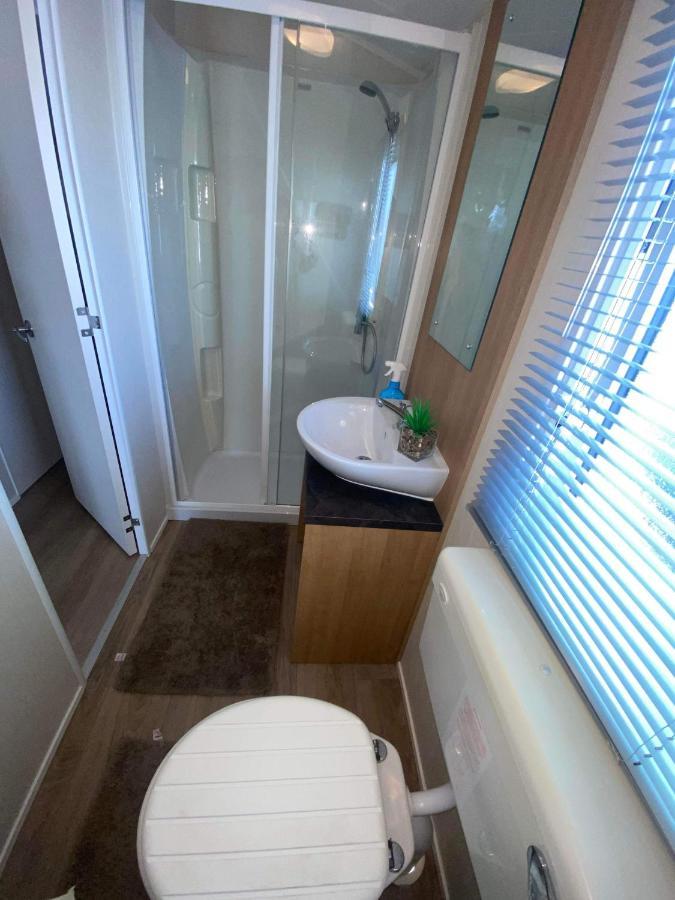 Trecco Bay Acorns 22 Hotel Porthcawl Exterior photo